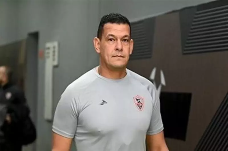 البنك الأهلي يعلن قبول اعتذار عبد الواحد السيد عن عدم الاستمرار في منصبه 